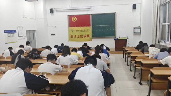 建议先扫读标题与摘要