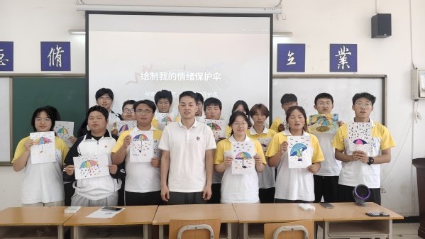 公开信息按发布时间滚动