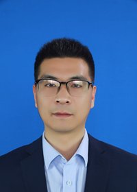 硕士10人
